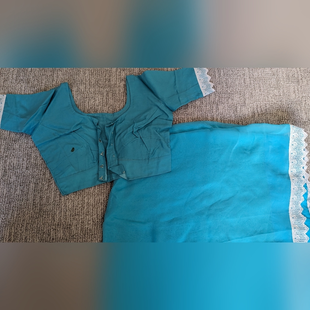 Solid Blue Lace Sari With Matching Blouse - image 3